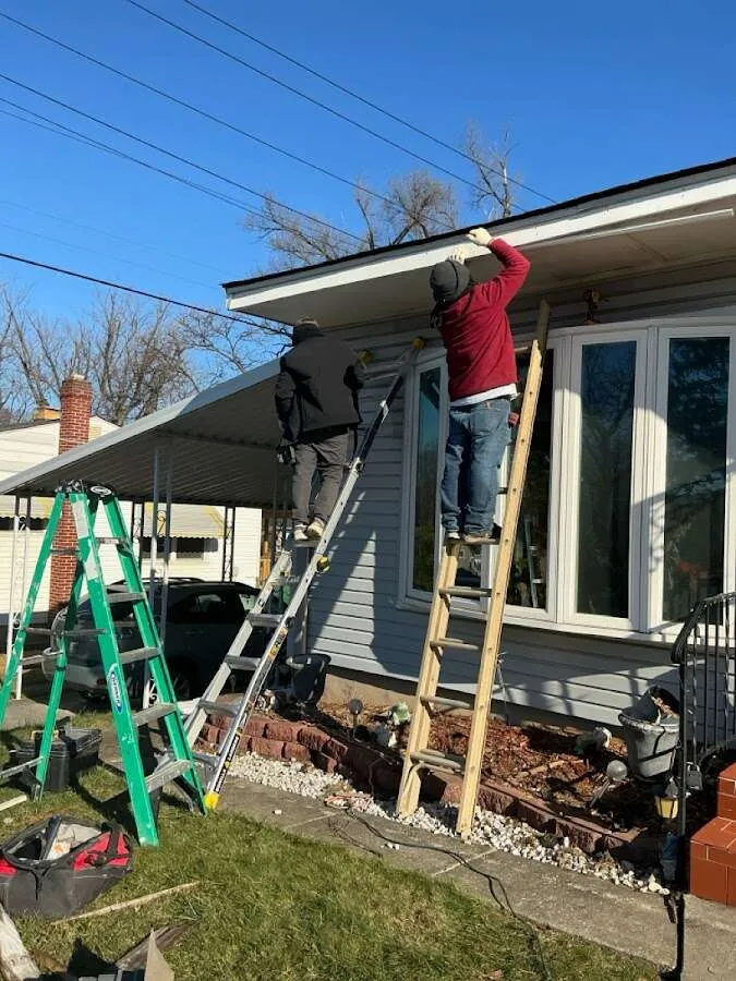 Restoration crew performing exterior repair in Lake Bluff